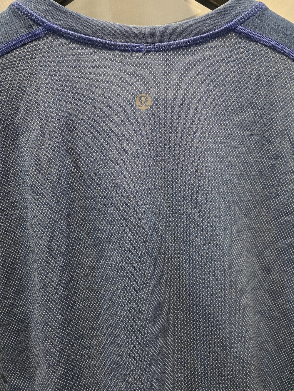 Lululemon Metal Vent Tech Shirt - Picture 3 of 3